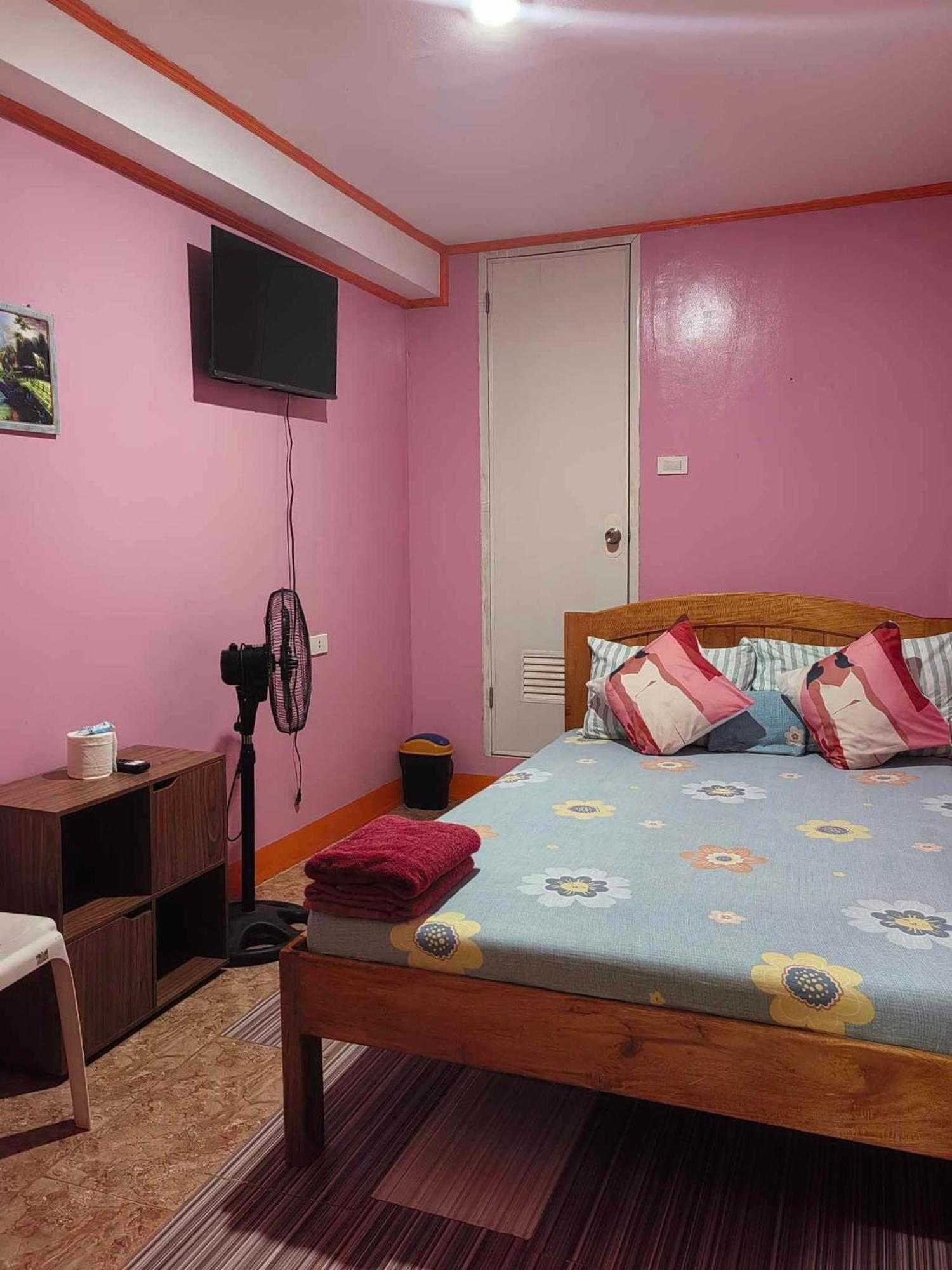J&J Tourist Inn Bohol Bagian luar foto