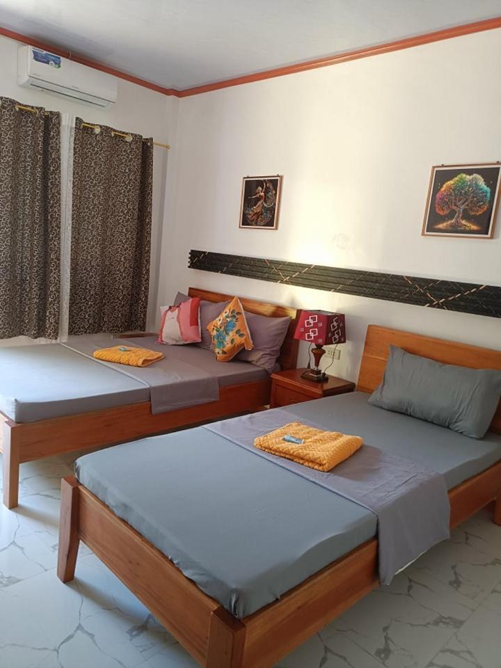 J&J Tourist Inn Bohol Bagian luar foto