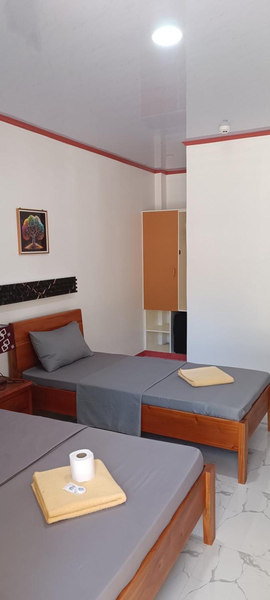J&J Tourist Inn Bohol Bagian luar foto